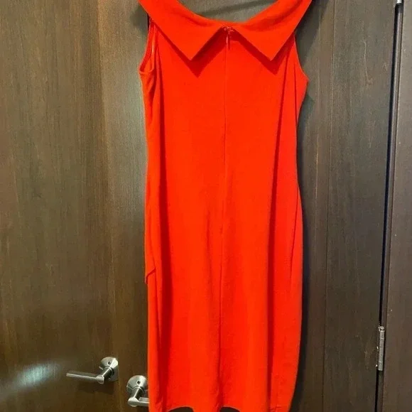 Red Hot Bodycon Dress. Size L. NWOT. Lined. - Picture 6 of 6